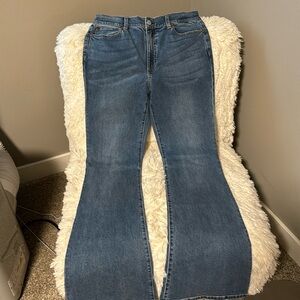 Alice and Olivia jeans